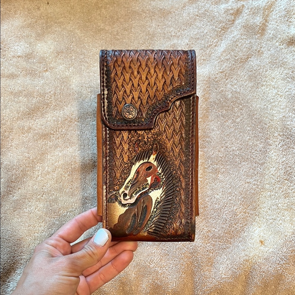 Saddle cell phone holder (for back-cinch!)